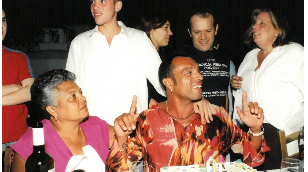 Cavo Paradiso: Τα 30 χρόνια του ιστορικού club της Μυκόνου στο ντοκιμαντέρ του Αντώνη Θεοχάρη Κιούκα