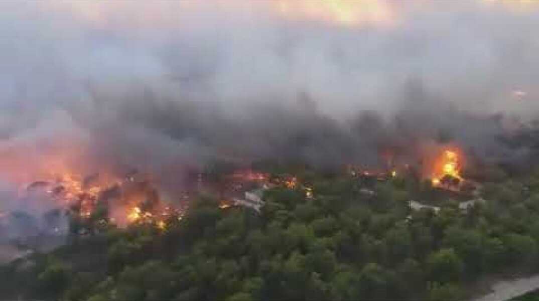 Για πρώτη φορά. Ο Όλεθρος στο μάτι απο Ελικόπτερο