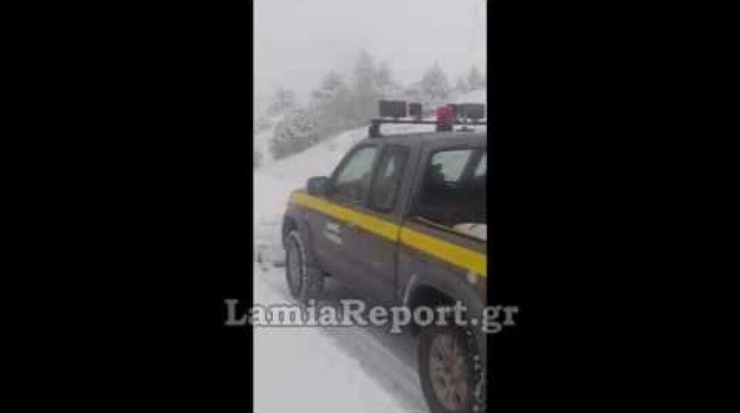 LamiaReport.gr: Χιόνια στην Καστανιά Υπάτης 30-11-16