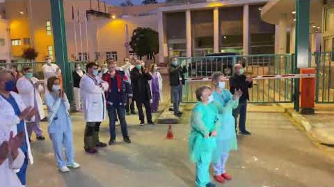 Thestival.gr Το ευχαριστώ των Πυροσβεστών σε γιατρούς και νοσηλευτές του ΑΧΕΠΑ