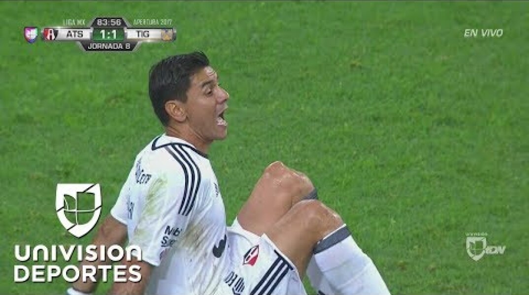 Horrible lesión de rodilla de Óscar Ustari en el Atlas vs Tigres | Liga MX