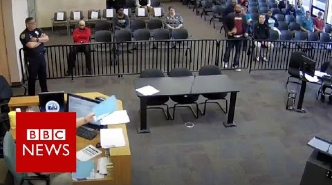 When you drop your drugs... in court - BBC News