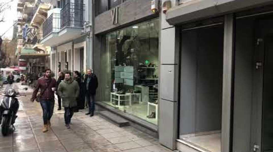 Thestival.gr Απειλεί να αυτοπυρποληθεί