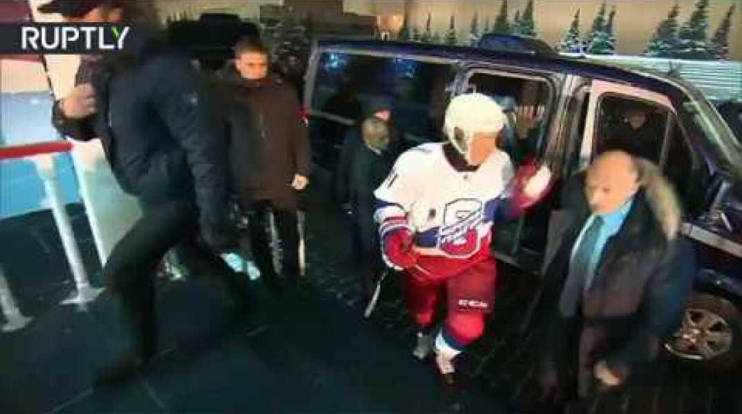 Putin's team wins at 'Night Hockey League' match in festive game at the Kremlin