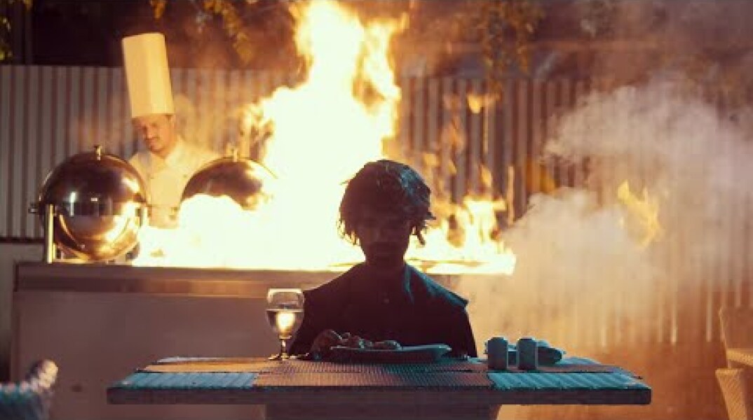 Cheetay: Food is coming #KhawariSeAzadi