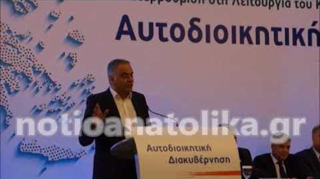 Το άγριο κράξιμο των αυτοδιοικητικών στον Π. Σκουρλέτη