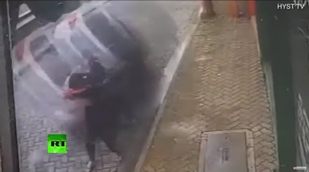 Incredible rescue: Man saves girlfriend seconds before car rams into them