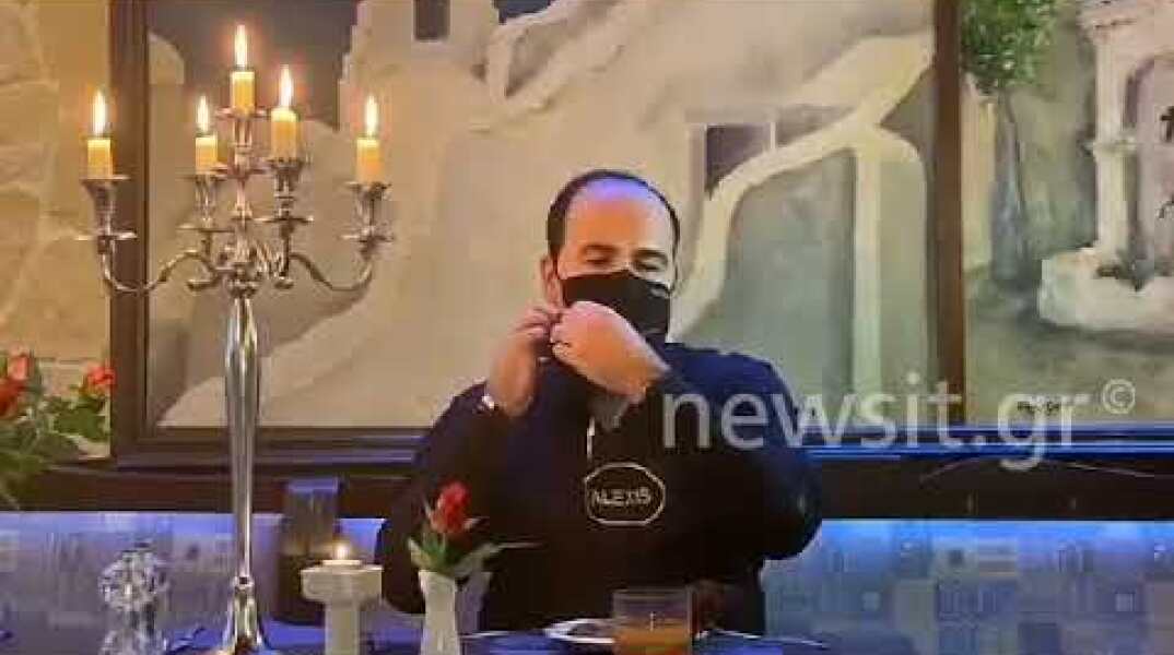 Μάσκα με φερμουάρ: Πατέντα από Έλληνα ομογενή