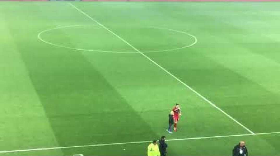 Συγκλονιστικός Κούτρης! Έδωσε χαρά σε μικρό φίλο του Ολυμπιακού!