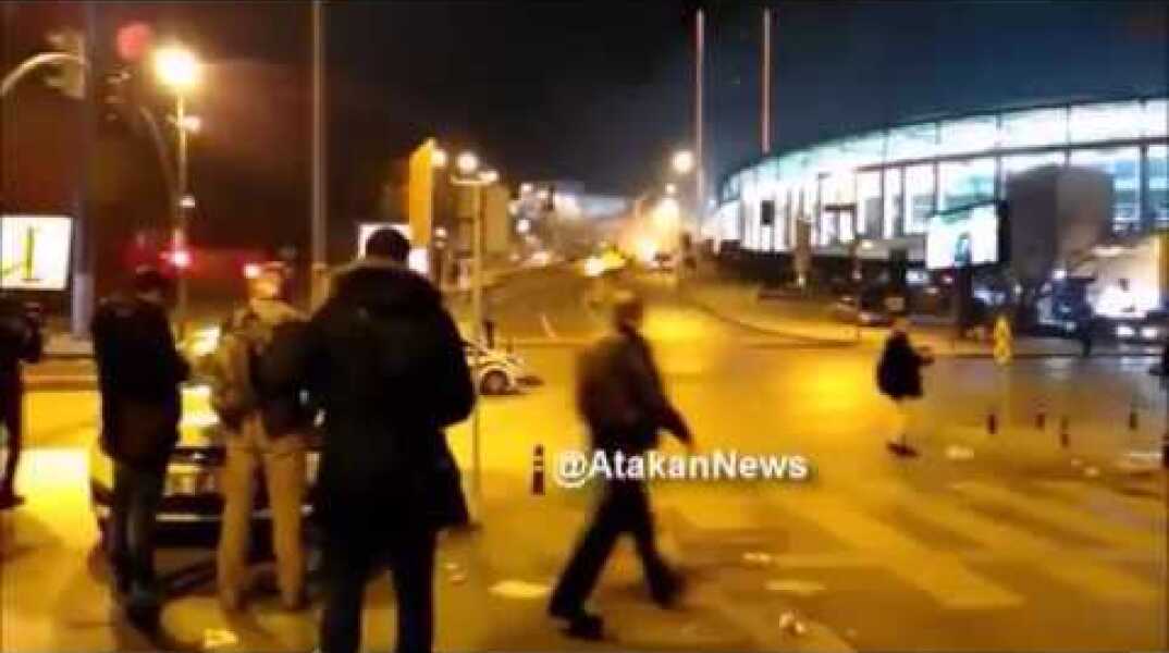 Video: Vodafone Arena'da patlama sonrası silah sesleri