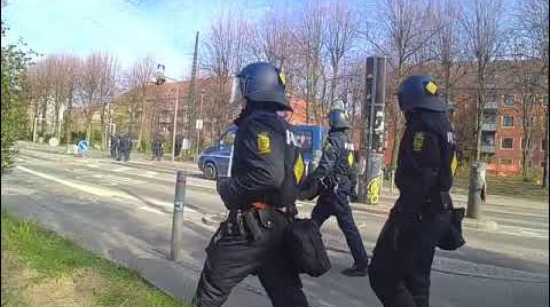 Riots in Copenhagen's Nørrebro #convicted criminal & #racist #terrorist Rasmus Paludan,