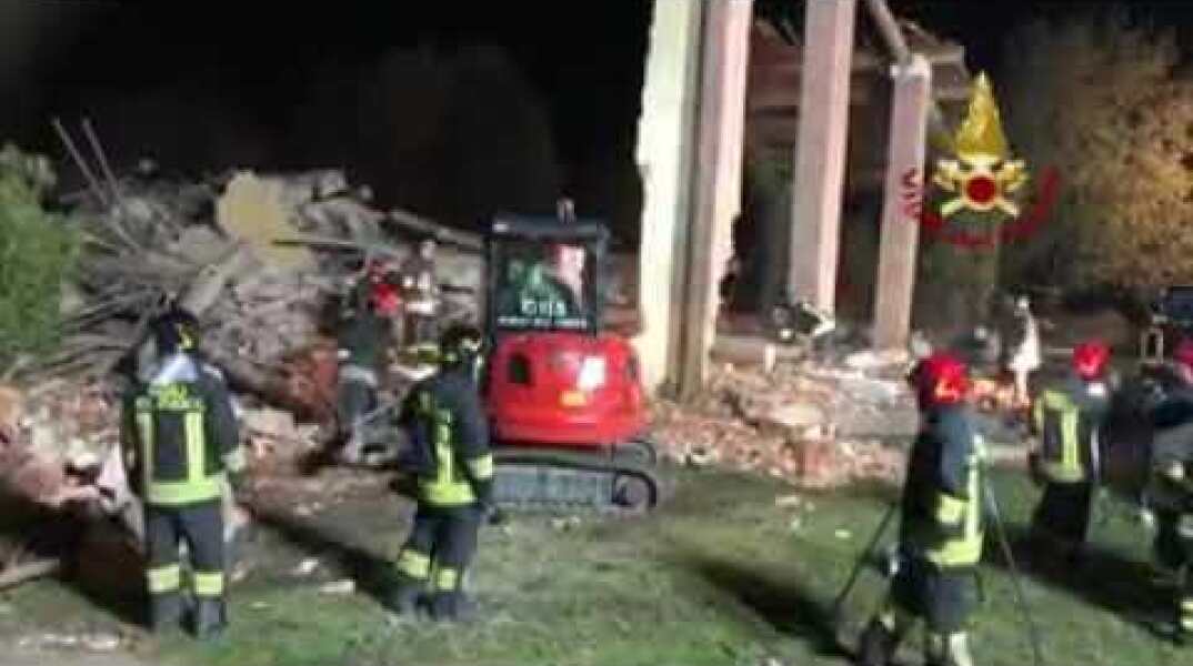 Tragedia in Piemonte, muoiono tre vigili del fuoco: uno è calabrese