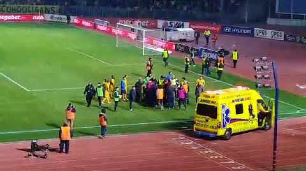 Κροτίδα σε ball boy της ΑΕΛ