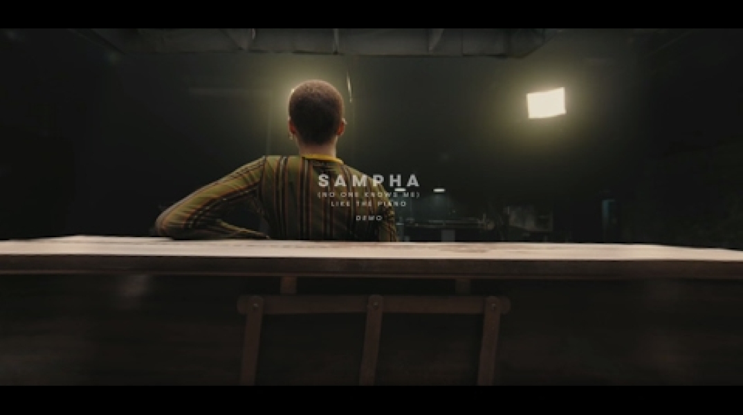 Sampha - (No One Knows Me) Like The Piano (Official 360° VR Music Video)