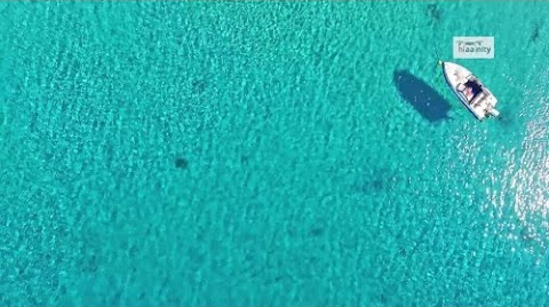 Το απόλυτο γαλάζιο Αμμουλιανή Χαλκιδικής | The perfect blue beach Ammouliani Chalkidiki Drone Greece