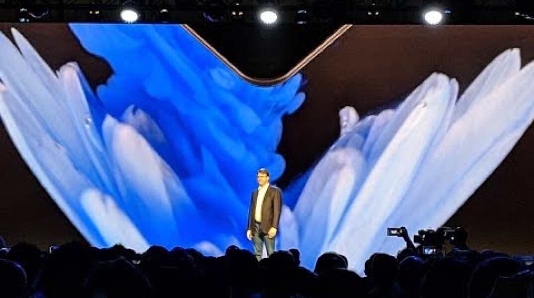 Samsung foldable phone Infinity Flex