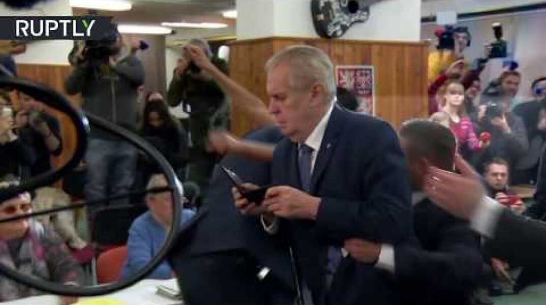 ‘Honored to be attacked after Pope!’ Czech President Zeman targeted by FEMEN at polling station