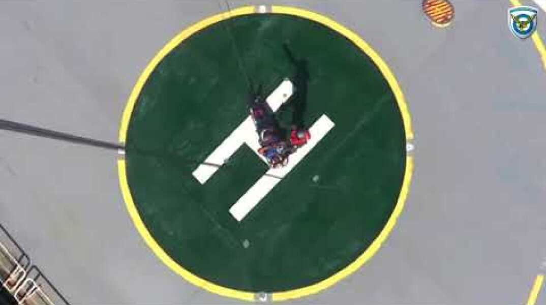 Aπίστευτη αεροδιακομιδή τραυματία με Super puma της ΠΑ!