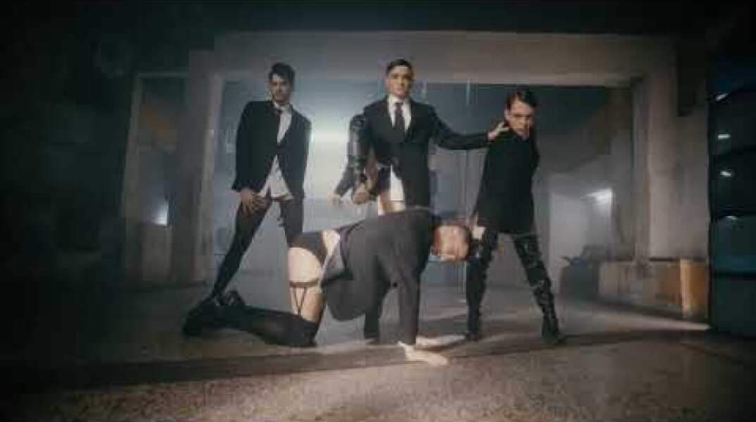 Alpha Paris - Work That Muscle (Official Music Video)