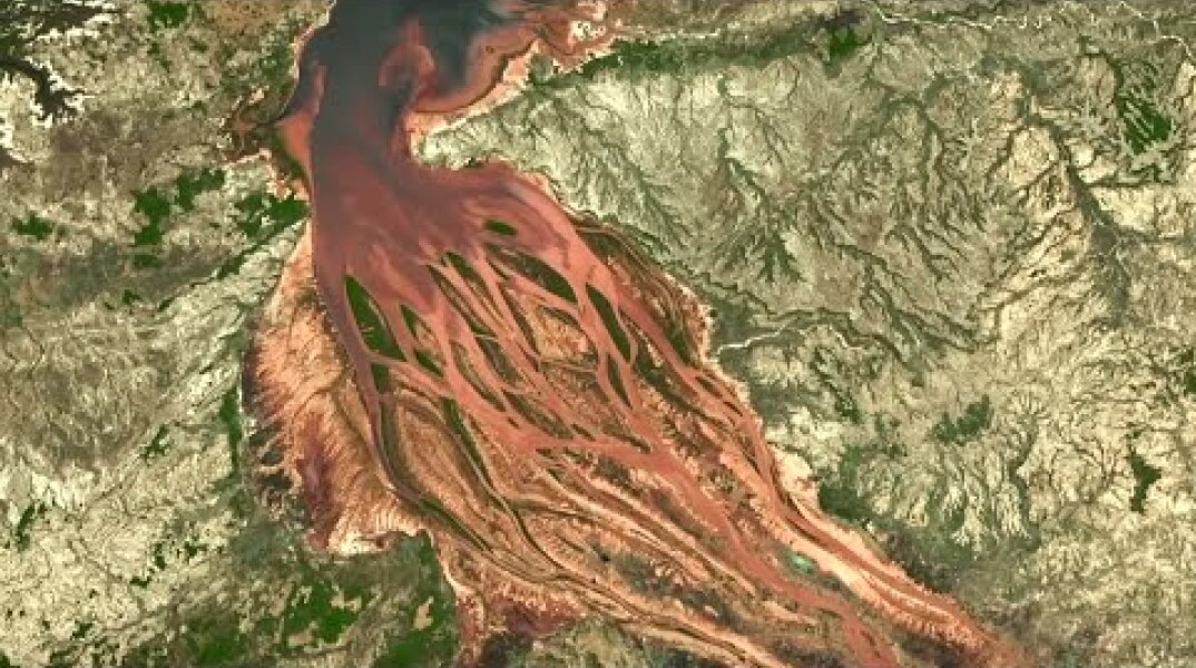 How Deforestation Looks From Space | Earth From Space | BBC Earth