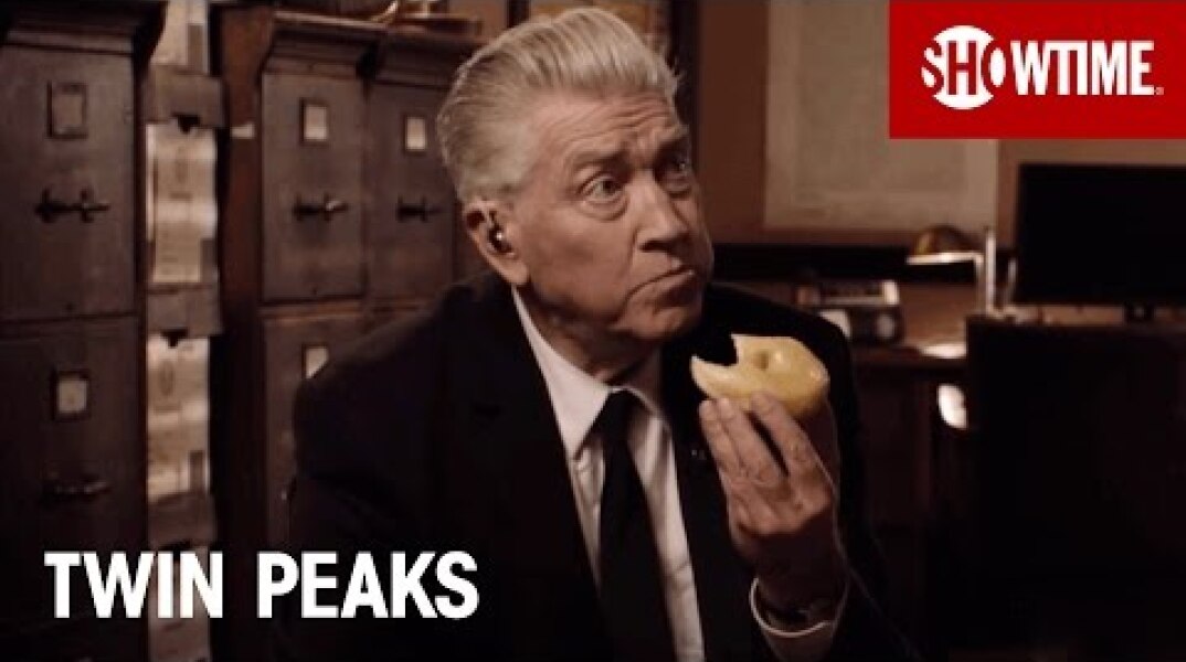 Twin Peaks | David Lynch Returns as Gordon Cole | SHOWTIME Series (2017)