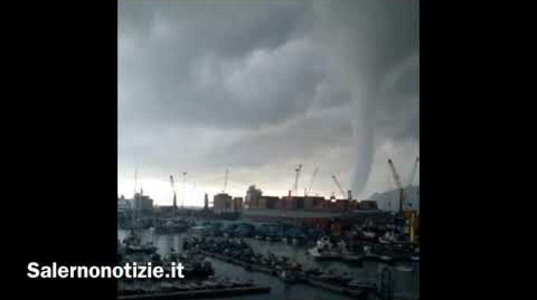 Tromba d’aria al porto di Salerno