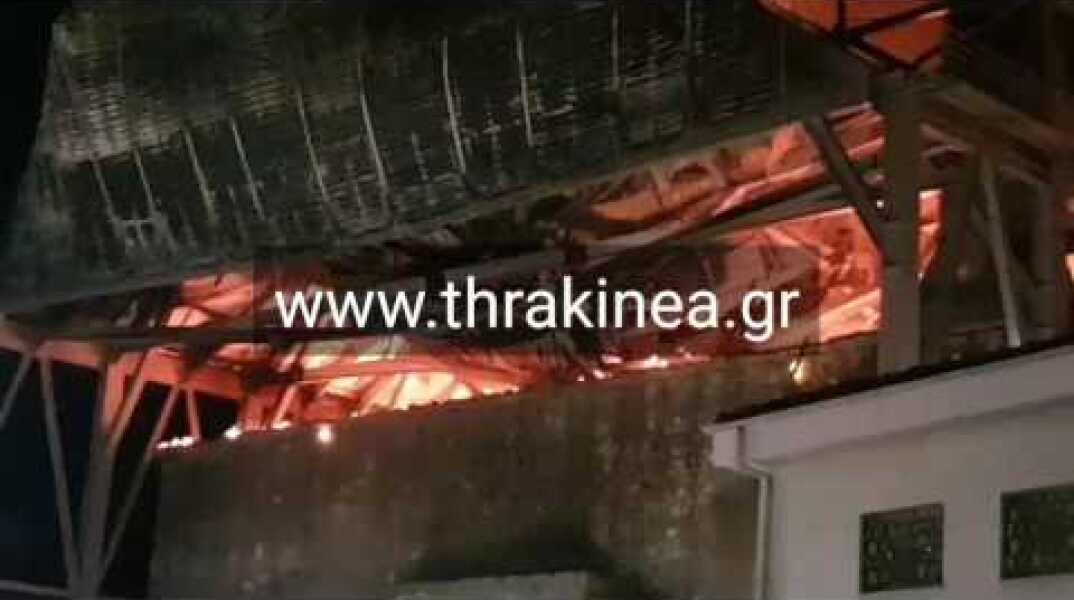 Φωτιά στο τέμενος Βαγιαζήτ