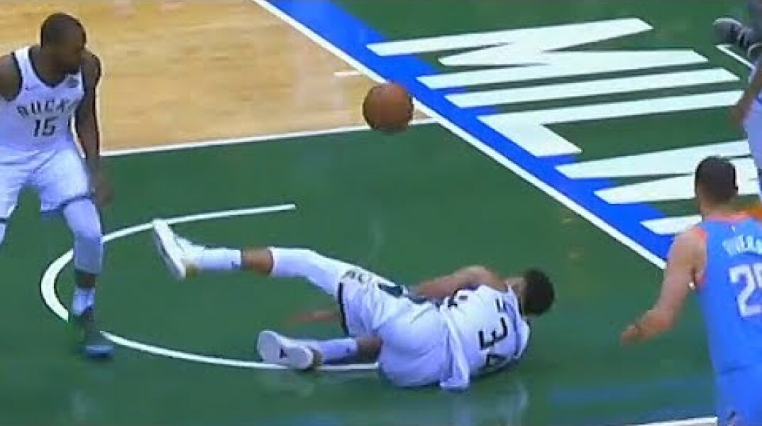 Giannis Antetokounmpo Injury - Ankle Injury! Clippers vs Bucks
