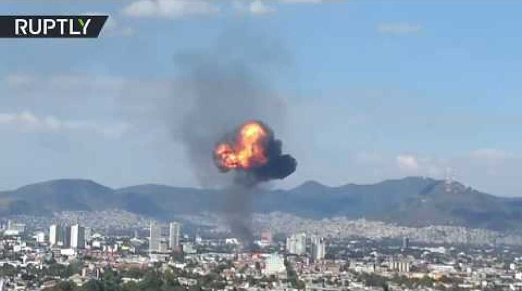 Huge fireball as Mexico City liquor factory explodes
