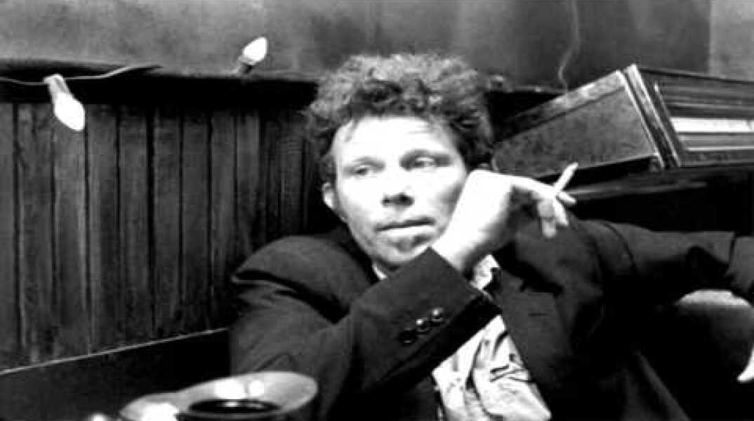 Tom Waits - I Beg Your Pardon