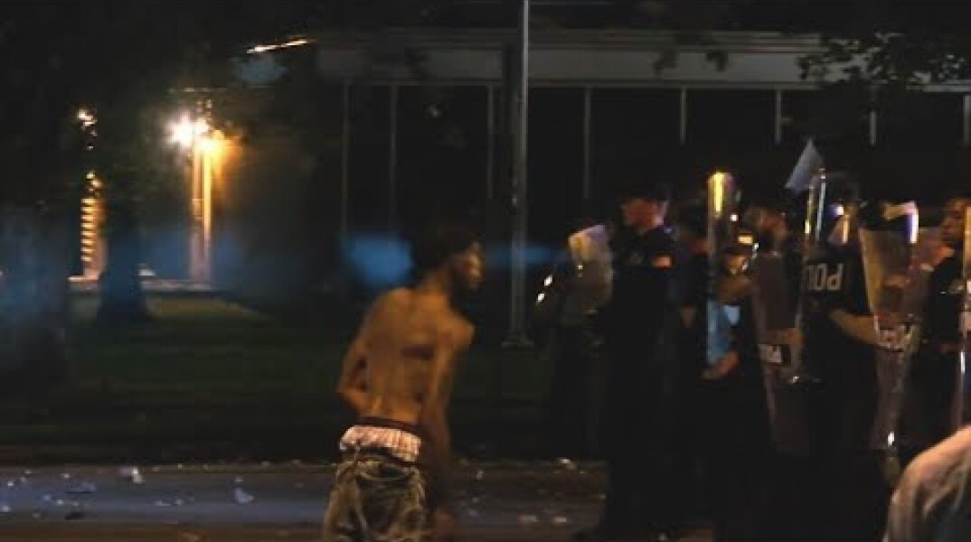 Anger and chaos after police shooting in Tennessee