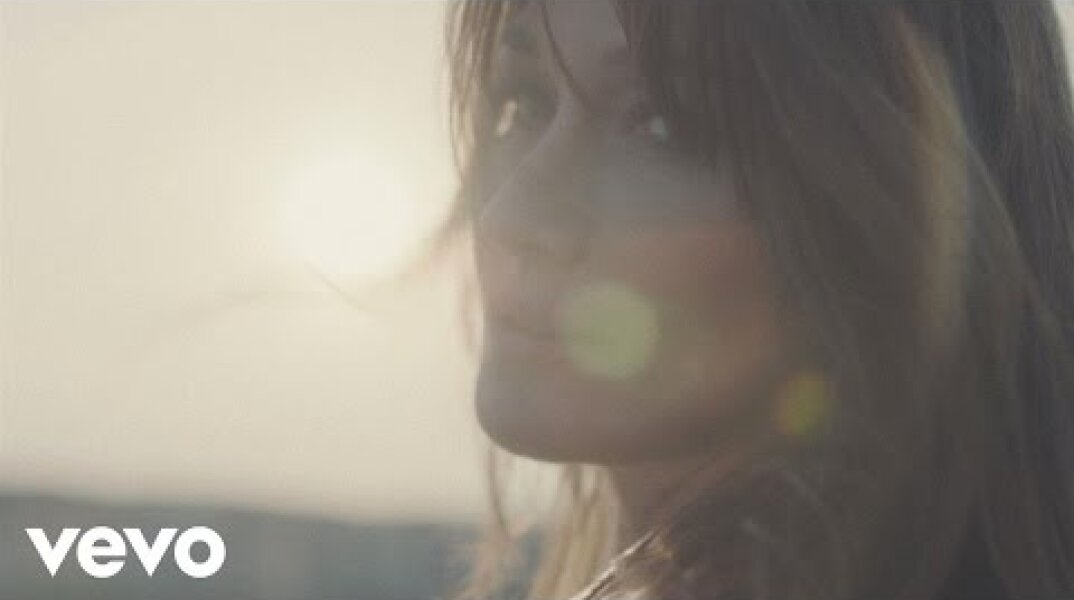 Carla Bruni - Enjoy The Silence (Official Music Video)