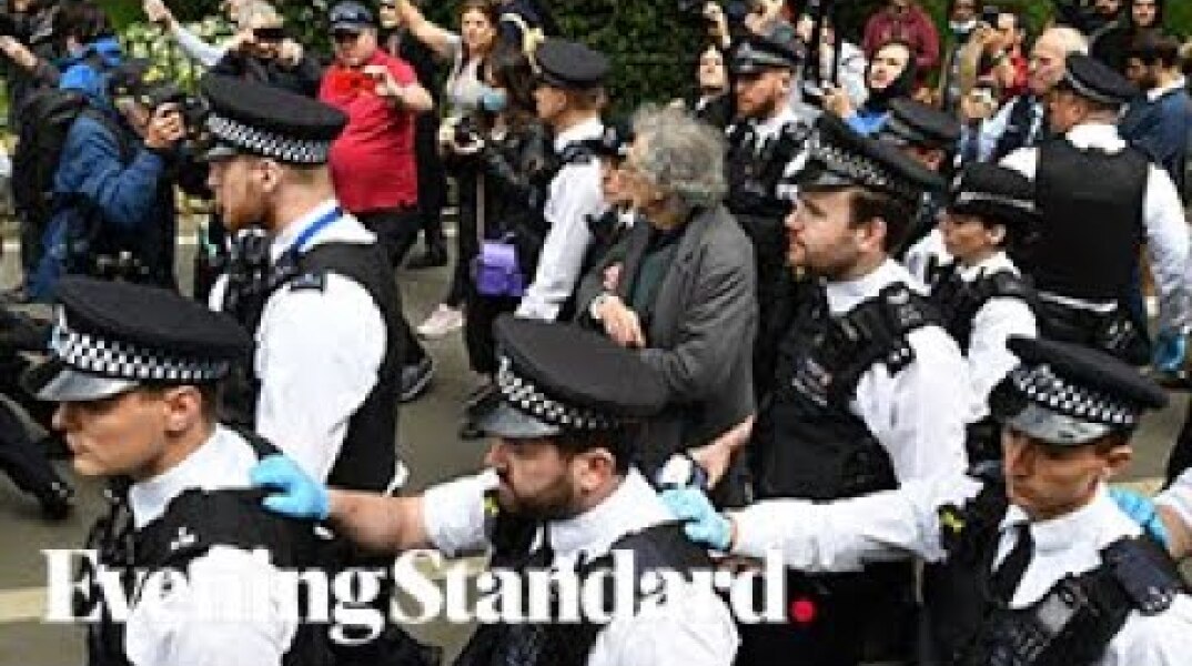 Coronavirus UK: Anti lockdown protest London