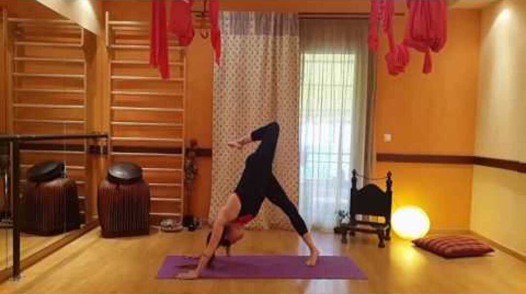 5 λεπτά yoga: Μάθημα 2ο