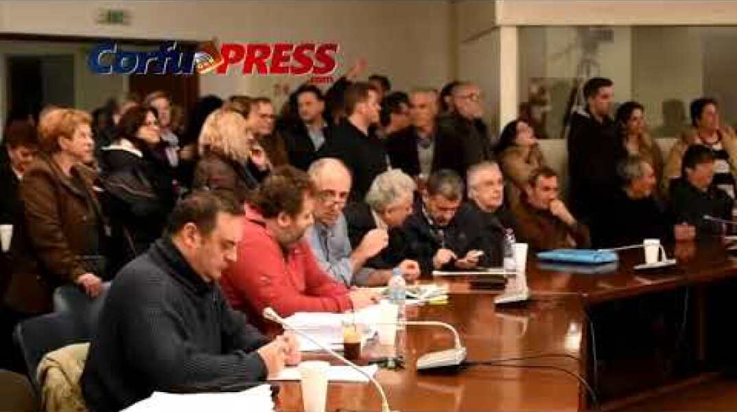 Ένταση στο Δημοτικό Συμβούλιο με κατοίκους της Λευκίμμης