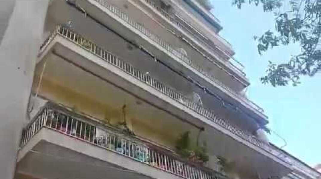 Tempo24.gr Πάτρα φωτιά σπίτι Στεφανόπουλου