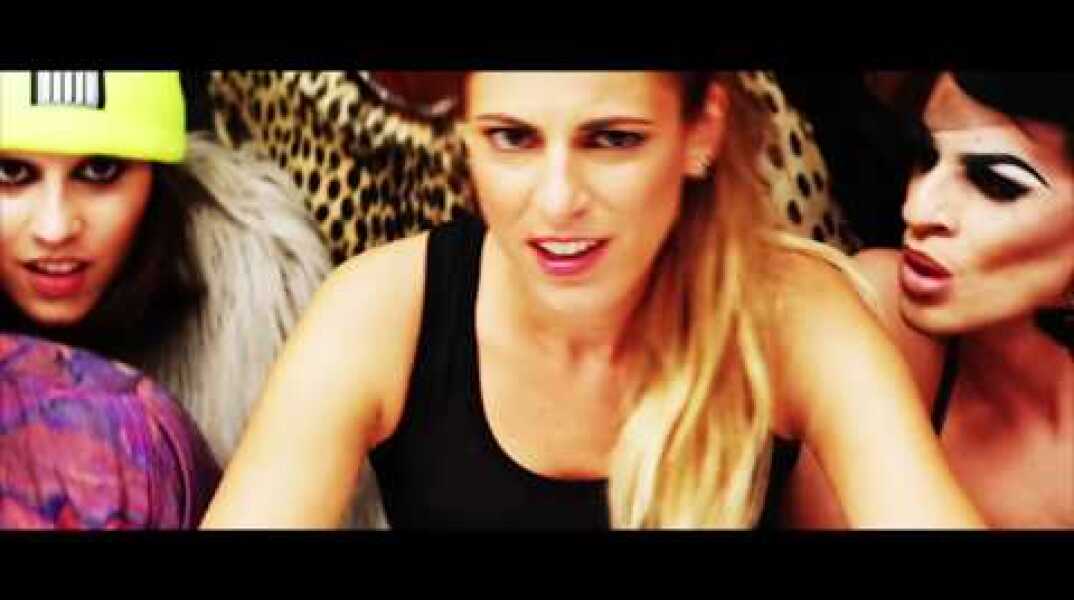 Angelika Dusk - Catfight - Official Music Video