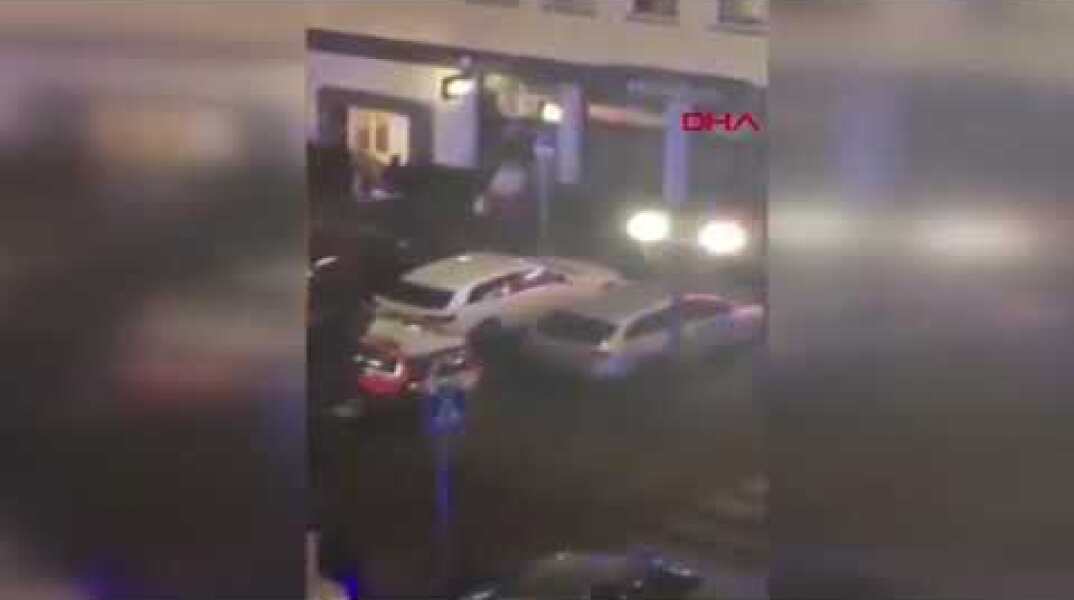 Almanya'da iki kafeye saldırı: Sekiz ölü