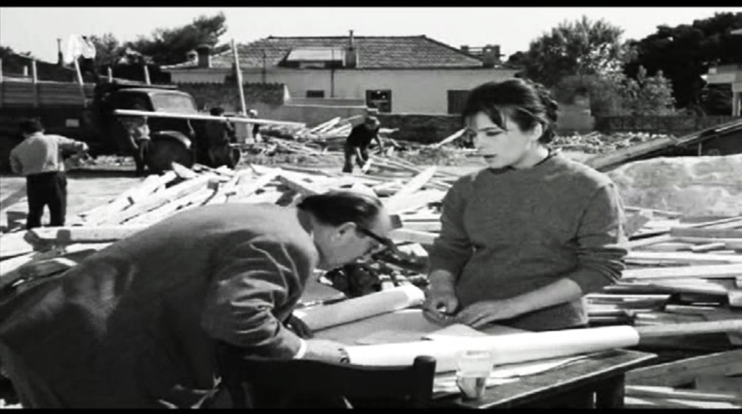 Dionisis Papagianopoulos, Tzeni Karezi