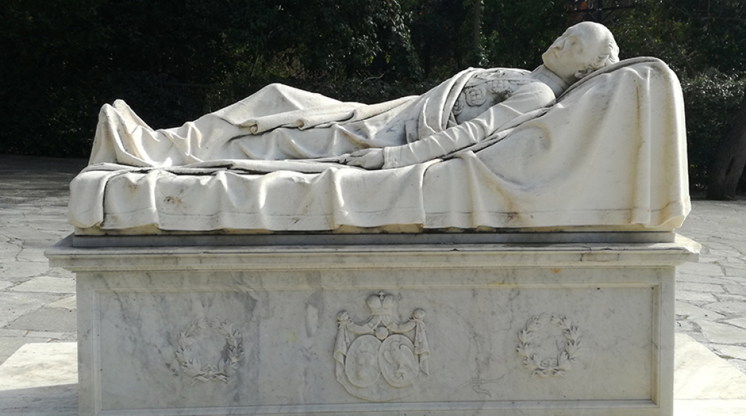 Ταφικό μνημείο του Αλέξανδρου Υψηλάντη, έργο του Λεωνίδα Δρόση