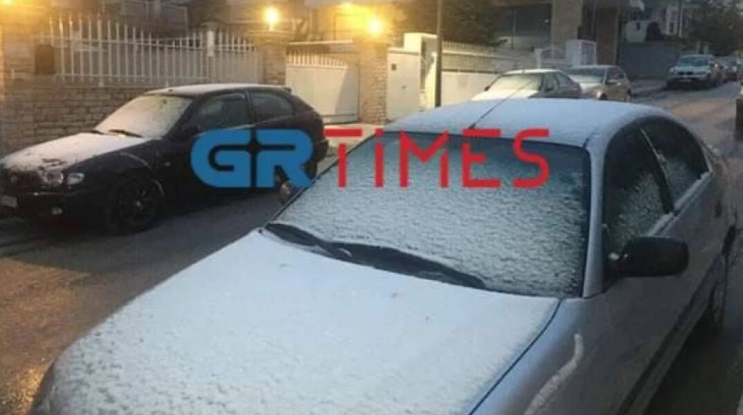 Έπεσαν τα πρώτα χιόνια στη Θεσσαλονίκη
