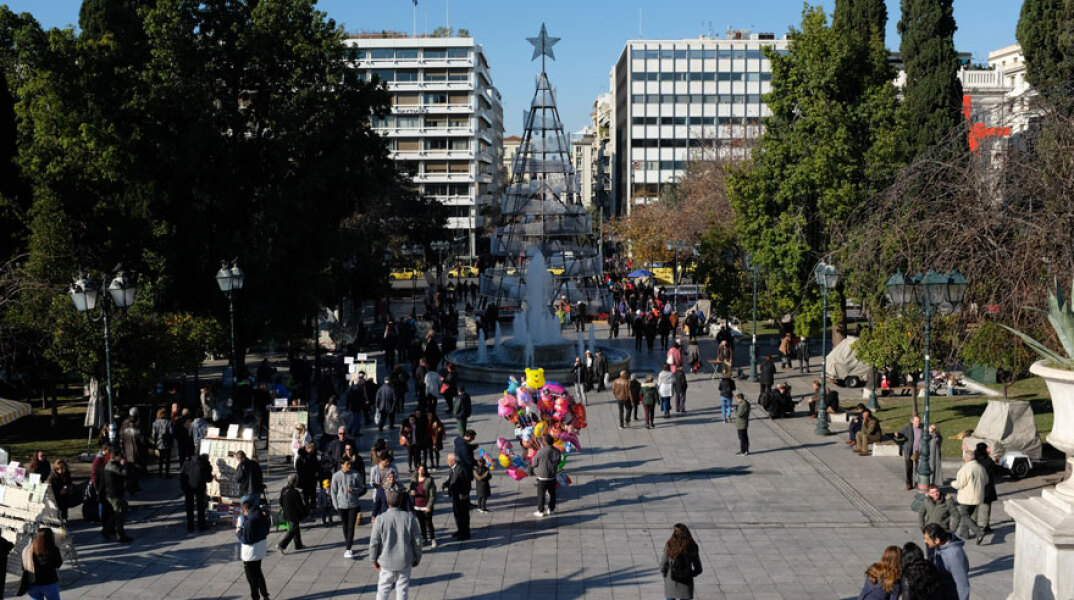 Πλατεία Συντάγματος © INTIME / ΒΑΡΑΚΛΑΣ ΜΙΧΑΛΗΣ