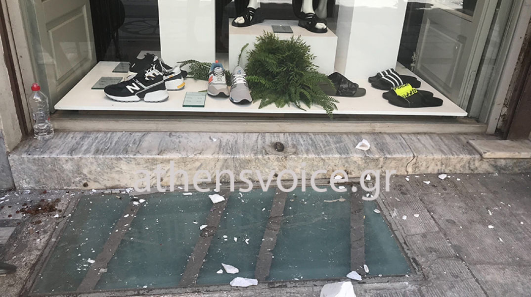 Έπεσαν μάρμαρα στην Αγία Ειρήνη από τον σεισμό