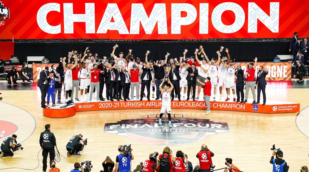 anadolu-efes-istanbul-champ-final-four-cologne-2021-eb20.jpg