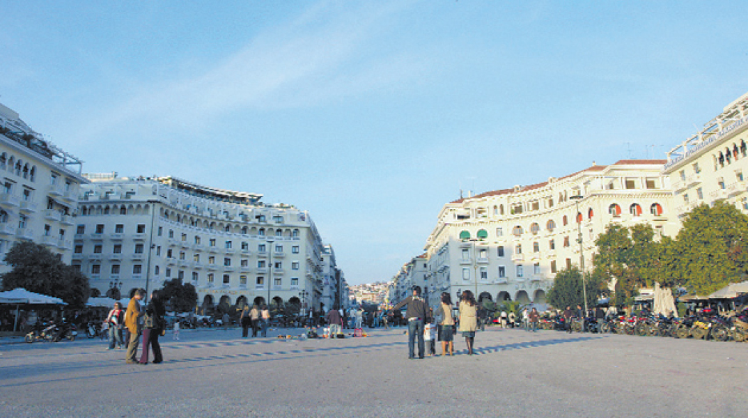 Πλατεία Aριστοτέλους, Φωτό: ΣΑΚΗΣ ΓΙΟΥΜΠΑΣΗΣ