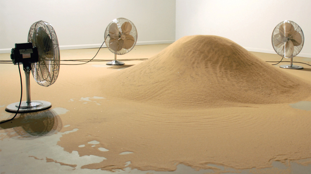 Alice Aycock, “Sand Fans”, 1970-2010. Από την έκθεση «Ανεύρετοι νήσοι».