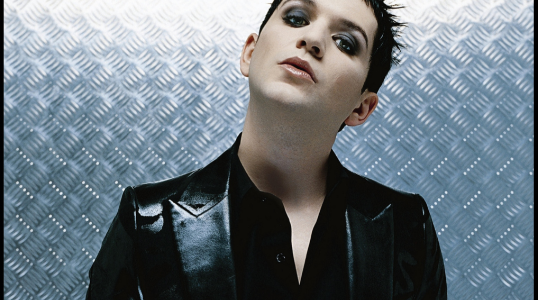 Βrian Molko: as androgynous as it gets