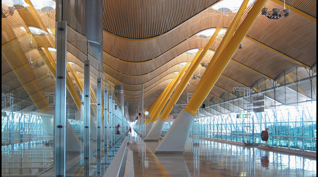 Αεροδρόμιο Μαδρίτης, Terminal 4