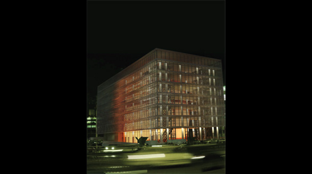 O Jean Nouvel υψώνεται στη Συγγρού