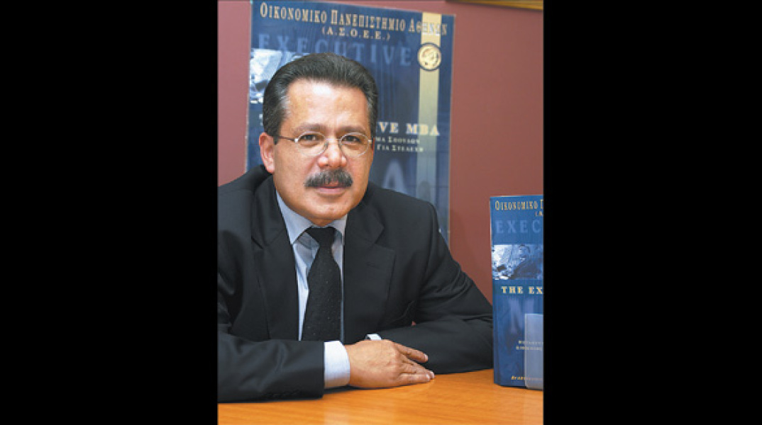 Δημήτηρης Μπουραντάς